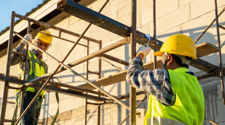 Professional fairlawn roofing services in Furlong, PA